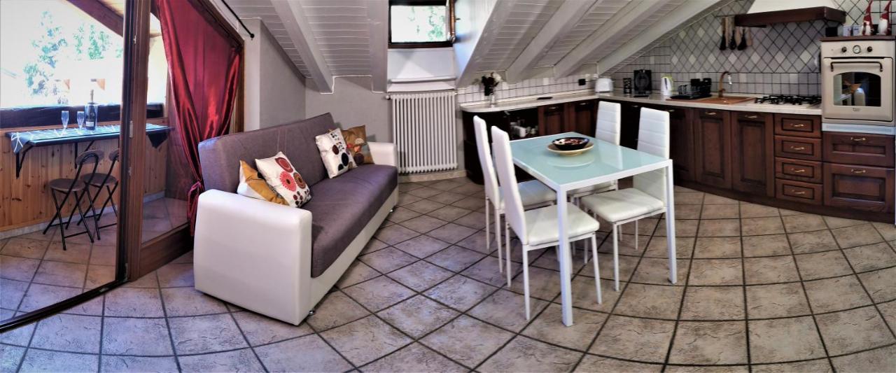 Chez Martin Appartement Aosta Buitenkant foto